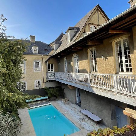 La Maison Aux Murs Anciens Et Ses Chambres Tarbes Buitenkant foto